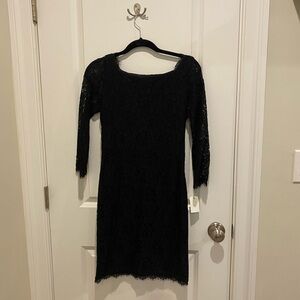 DVF Zarita dress.  Fits small.  Size 6 but a small size 6.
